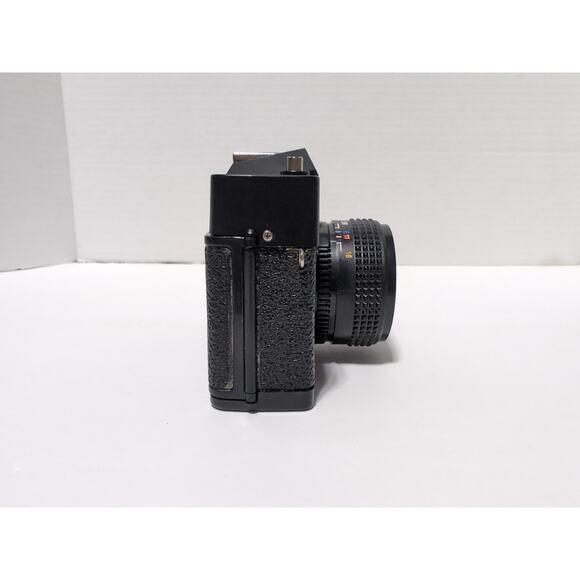 Vintage Sports Illustrated 35mm Film Camera With Case 1:6 50mm- UNTESTED - Picture 4 of 8